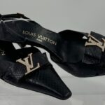 LOUIS VUITTON Black snakeskin pointed slingback